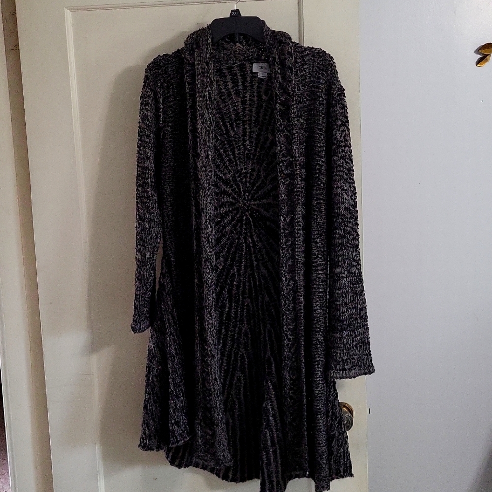 YAIRA 40" Chunky long cardigan, like new, worn once.